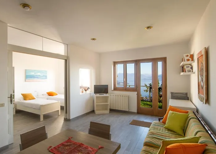 Tramonto In Ca Delle Isole 스트레사